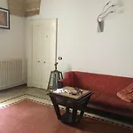 לינה וארוחת בוקר Stelmalu' 4*